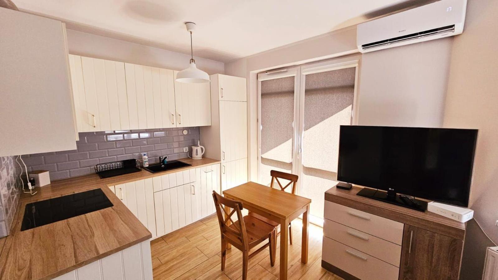 Apartament Mlynarska Pila Luaran gambar