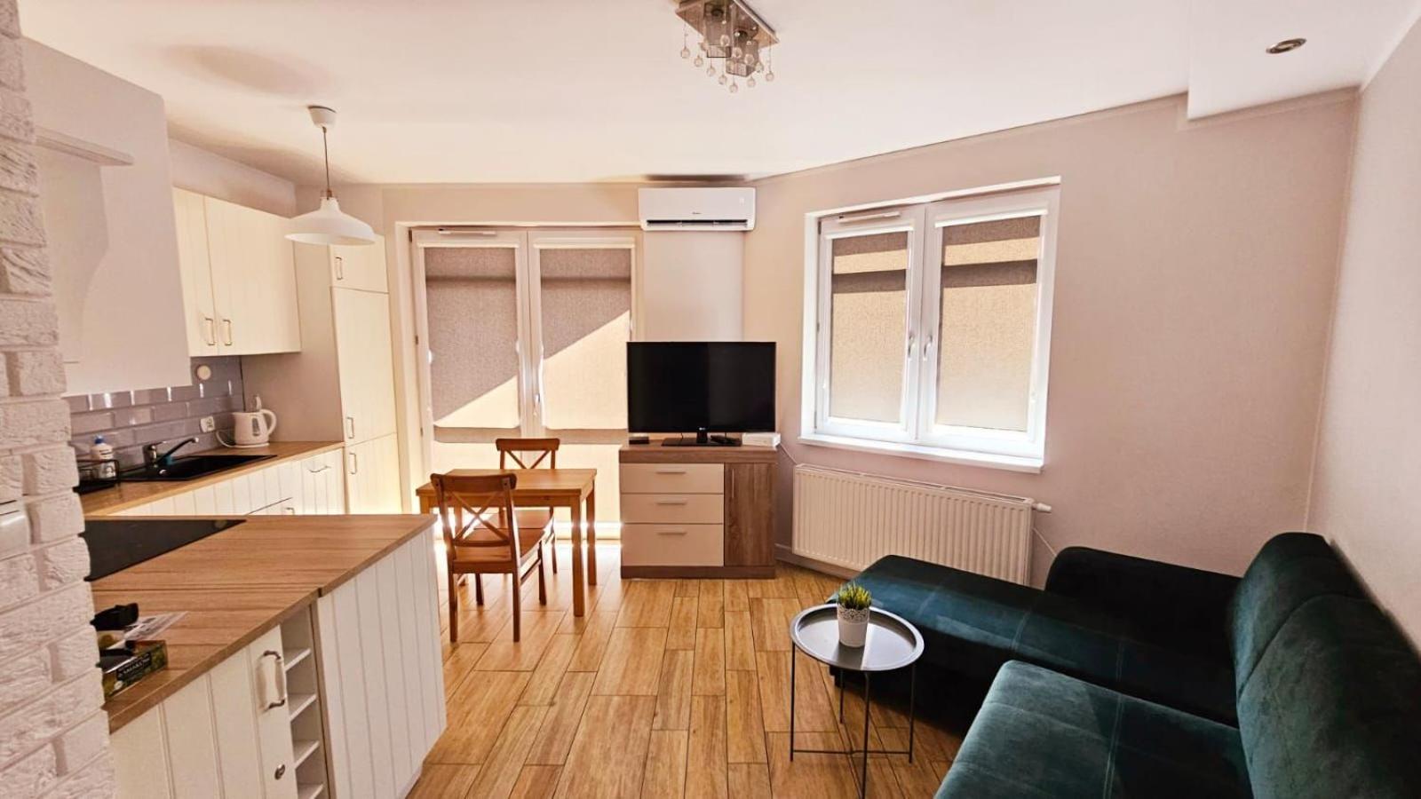 Apartament Mlynarska Pila Luaran gambar